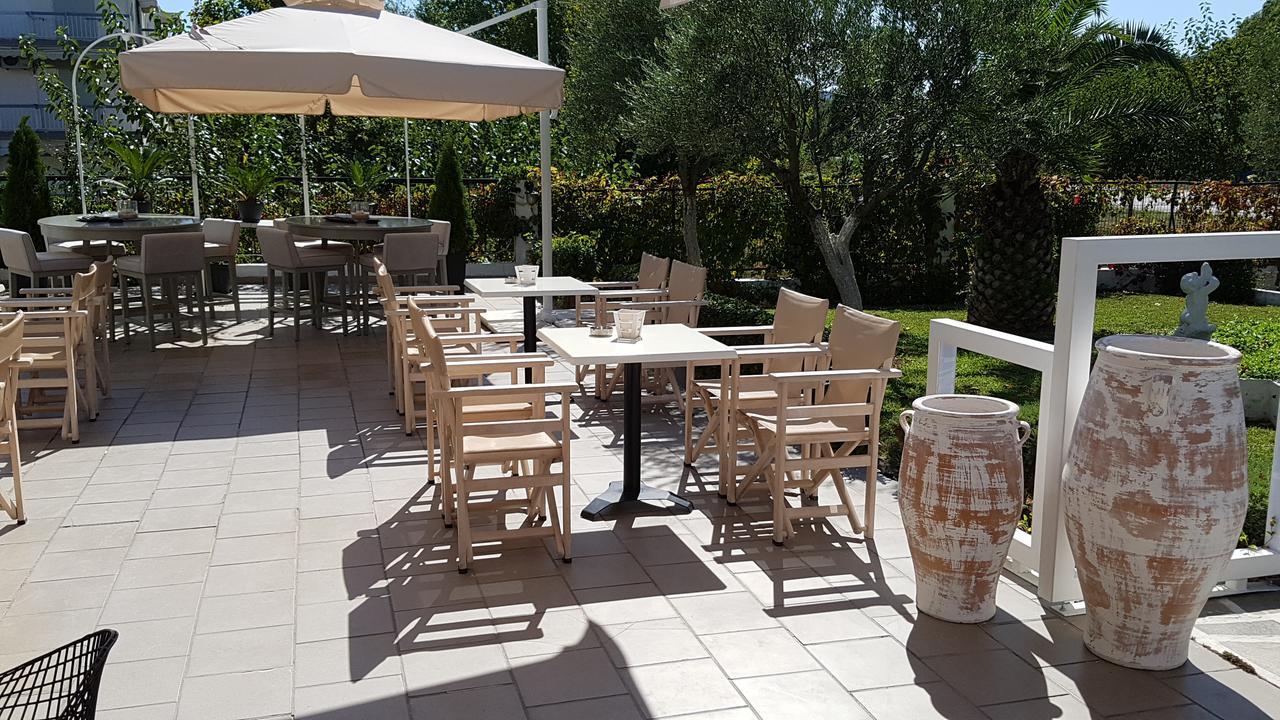 Athina Resort アスプロヴァルタ エクステリア 写真