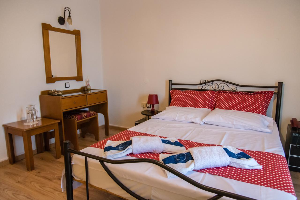 Athina Resort アスプロヴァルタ エクステリア 写真